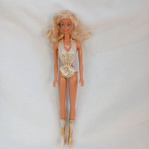 Vintage Barbie 1983 Sun Gold Malibu Doll by Mattel